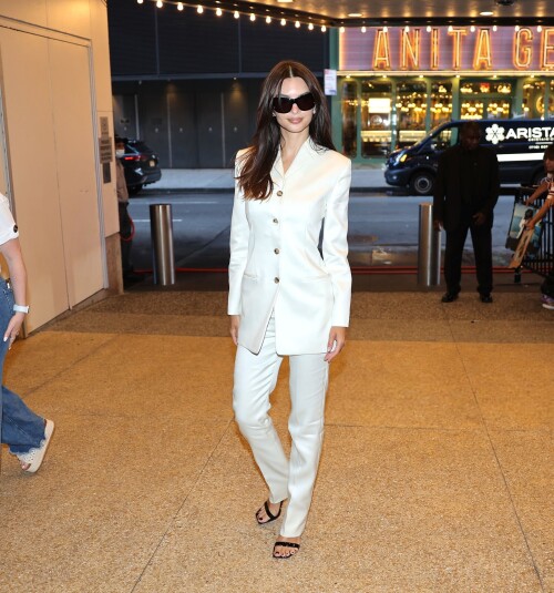 emmmuygh 147e9abdba12a48b25