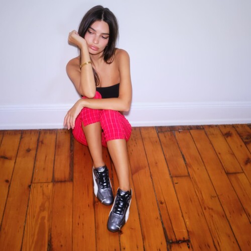 emrata 1759174574 3732549323990160997 1999824e10eb3c8b04f3a74