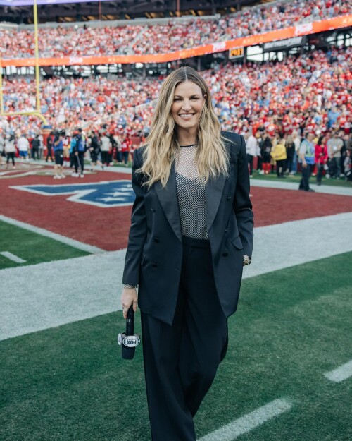 erinandrews 20240130 p 3291997790107645106 5 3291997786357976750a45e553fe52b1ade