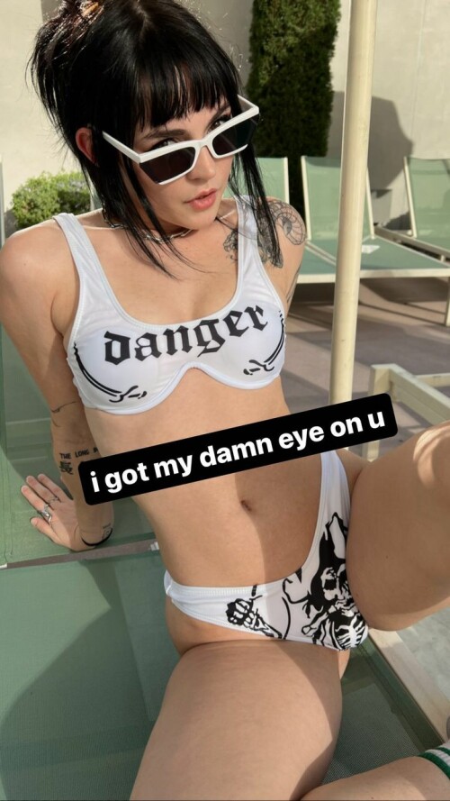 essaere 31927867130032428718997ee87e5e4cc06