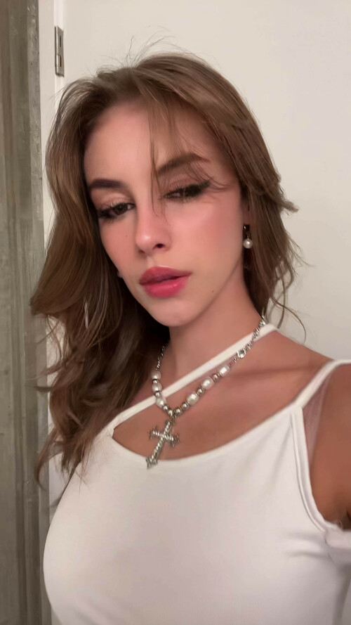 evacudmore 7121769016707779845 5