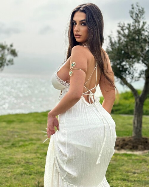 evasavagiou 3da6a2c9b9a64d77965a6ae02398d99625ecd284b01fced7