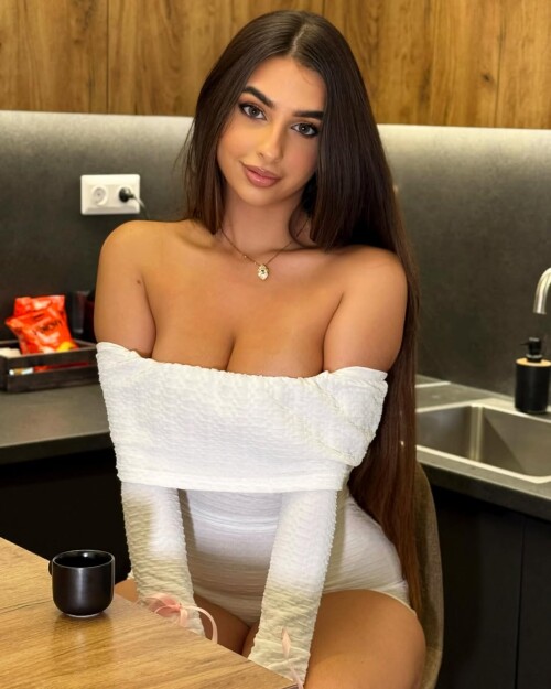 evasavagiou e7452c8e1fd04042be16b8b293411229fe48cc58c96d83d3