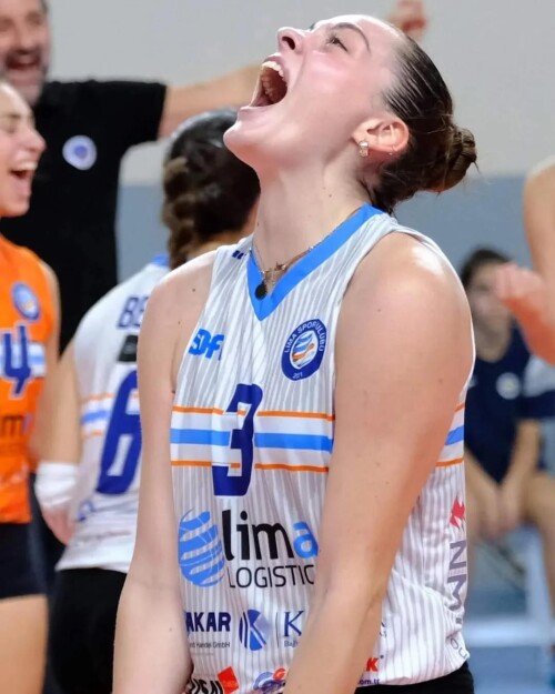 eylul ileli v0 knwfsanj20gf11df363e52acd2d1d