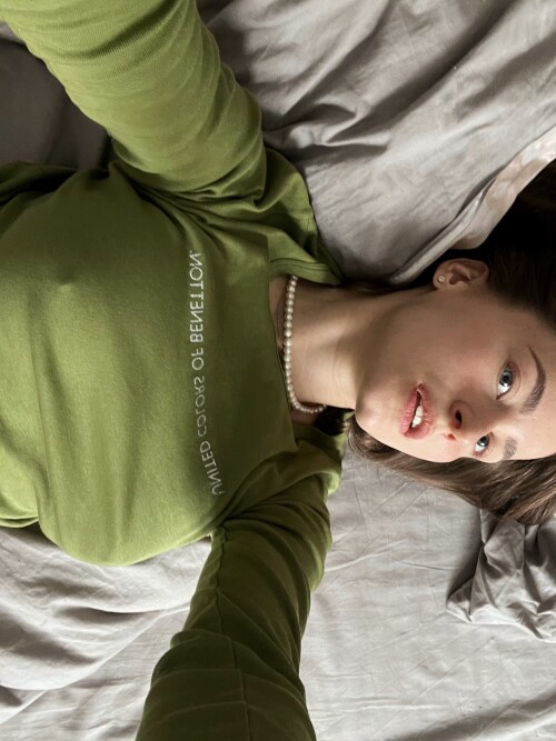 f0028b95 1645 4d5f a590 d756c042f3b6