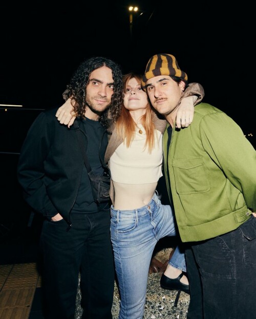 f12709f504d3911970e1824ff7e4a63e0a301465ef79f093