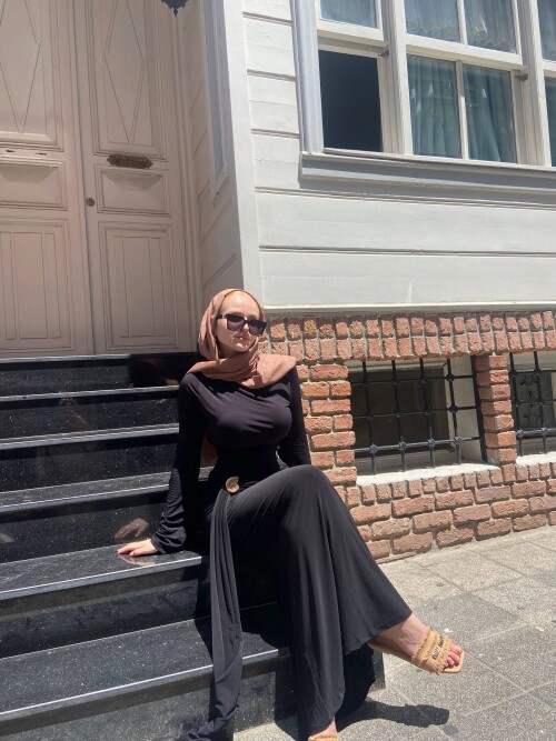 f1c0a612 65c9 4013 b990 46d09b87a943579ac4a6b51d75ad