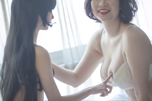 f1f6d0894f716db5402eaca66440e65c853b2eb1e9f3c5d2