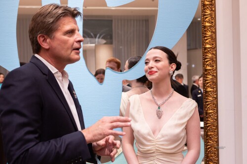 f1sucesjfjf9fb22a03293f8bd84b