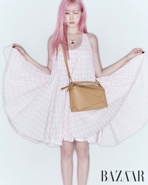 f79e5646 57c3 4d3b bee2 4c1dee388699eac5b89b000cc9e1