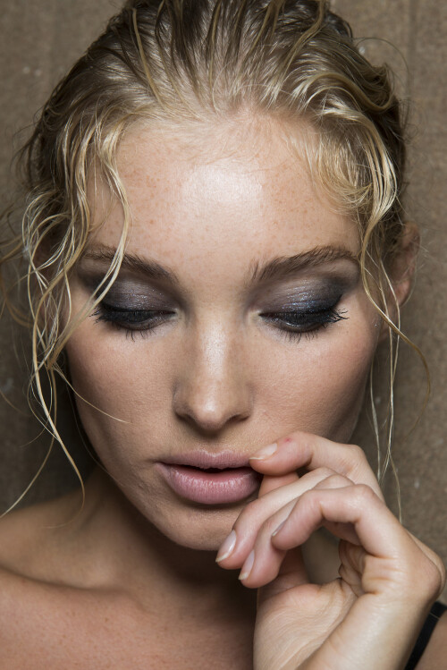 f830d5d0 5712 440e aeb2 8e511306faf4c3ca38bdc655839c