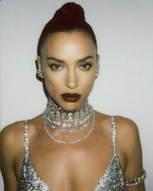 faUmo9EjiuEcc6de075af776f37