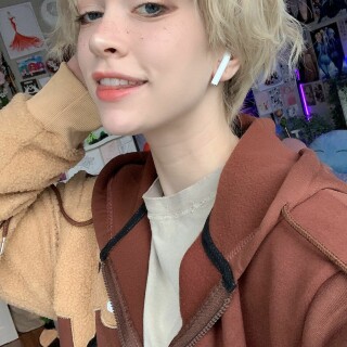 fansly-43hmi7reedi9bc6b5e3167d7415