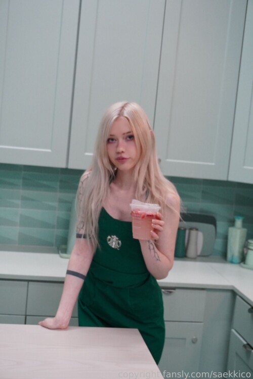 fansly 4cr7mzlaf8i10b8a5938319b92f