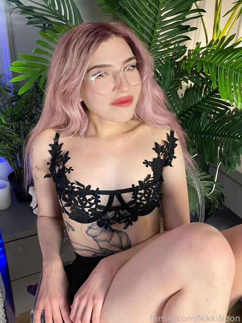 fansly 5f4iimcnkhb000a0d10a0e88469