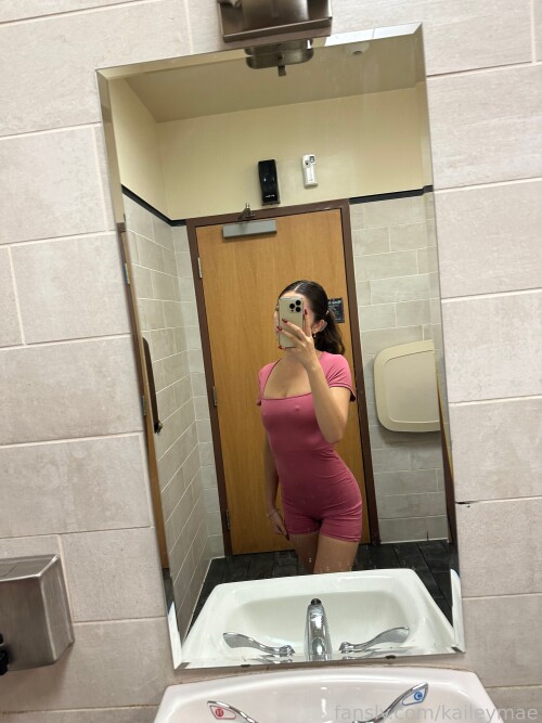 fansly aupw3hb95366a899732d3714a9d