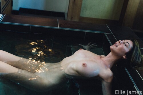 fansly bmdinwprxon9c0e7b886a5b7b03