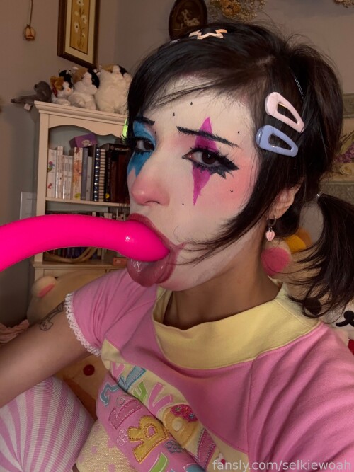 fansly d30515pvvt888cc93689363999f