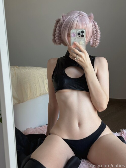 fansly hln2whm0t09c2e0bc157205789a