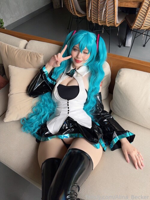 fansly mfncy9vsqp668779659c351e1b