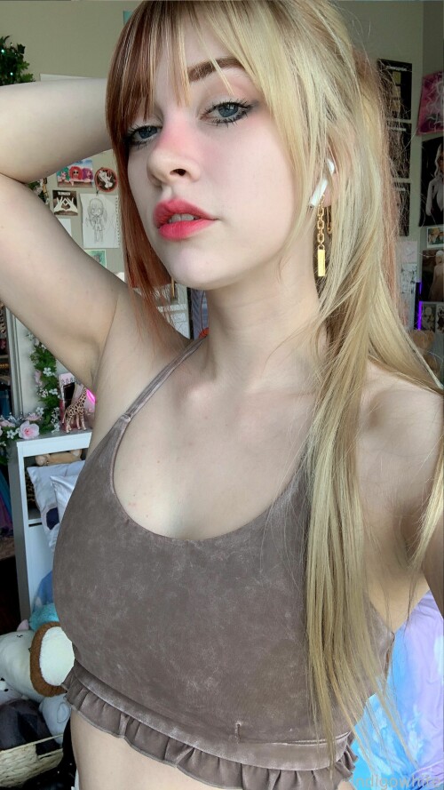 fansly s8s7fu53ware52a7f0349c67e27