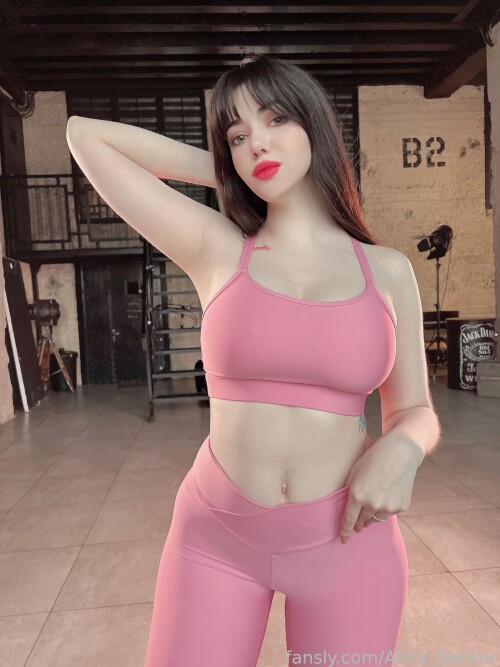 fansly ymy7ebaazls355fcf8adc435bfdac542914638f643c