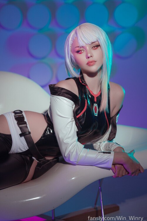 fansly zdb0rjl5ybe5f3a005b1e3549fe