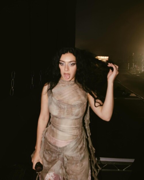 fckyeahcharli 26052024 0001c96687db624fba1d