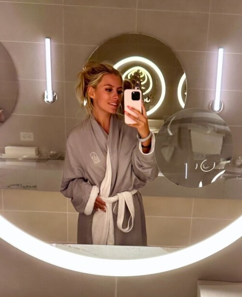 fdcd3147 61ca 45dd 9998 51d925d03f08 1 all 51066e762cc7e73be56b8