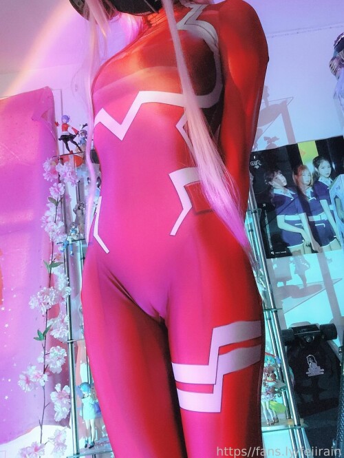 feiirainMoreZeroTwo 62fe1466ef17ccbdf