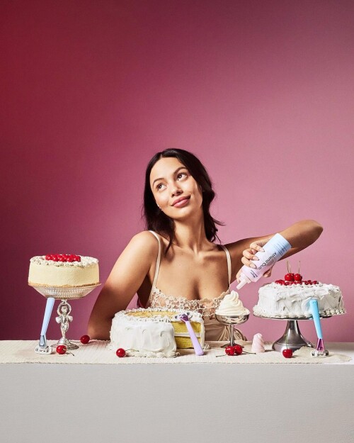 fiona.bl 4331401510965 n 11ea5949169094645