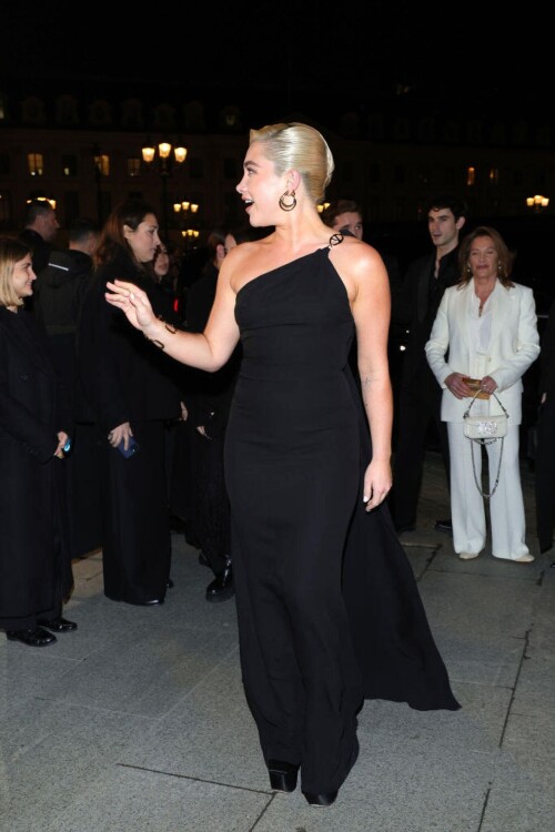 florence pugh17f2ed421ed8dd5ee2