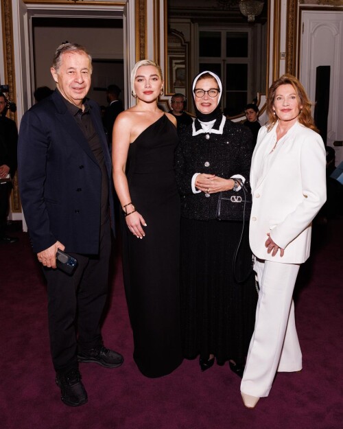 florence pugh702bdc0c959436eb5