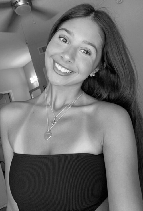 franscesca.baquero 1720402045 highlight18001807816630186c04bc7a392aa8ca5