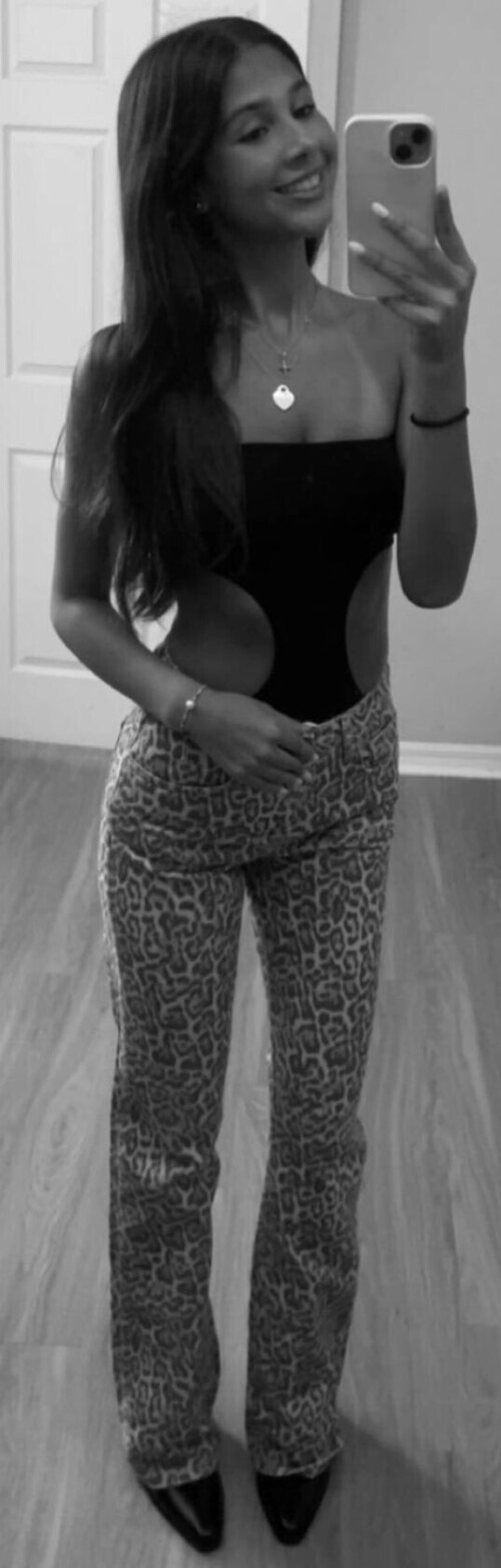 franscesca.baquero 1723342165 highlight180018078166301864727713197f95b74