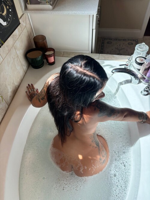 full6430f31df27dcb41