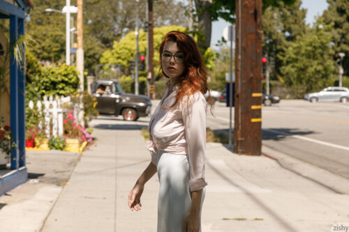 full 004 1329444250201011