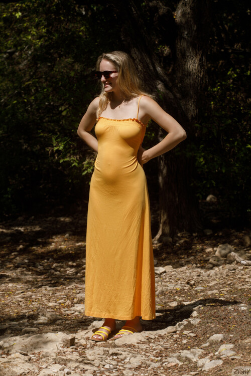 full_005_1045443681113818f80718aa08a17f85