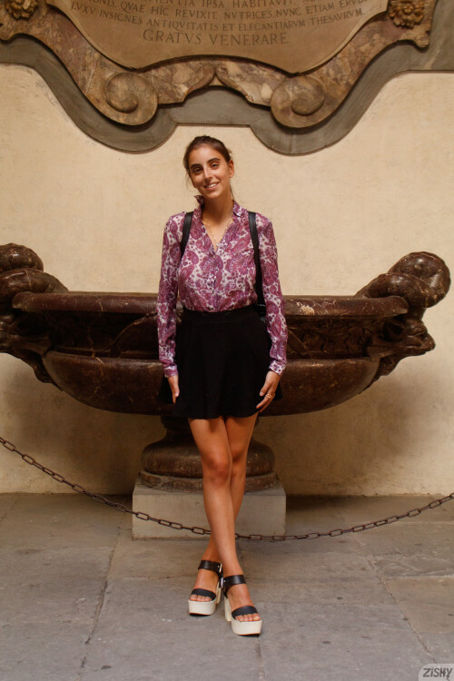 full_037_0908371146067378