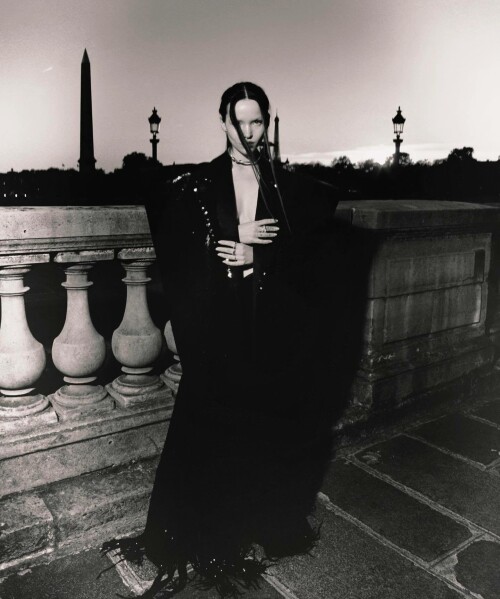 g2dkShwe o9a85834e9d06057b