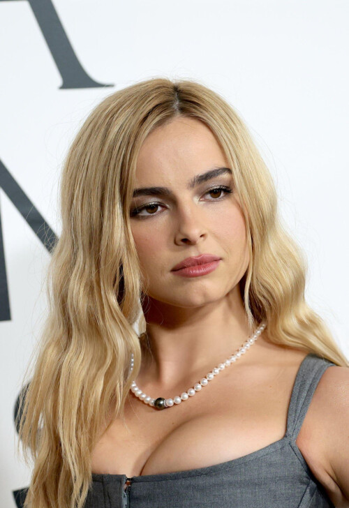 gXo56wt2OM1190f47e42b5857d