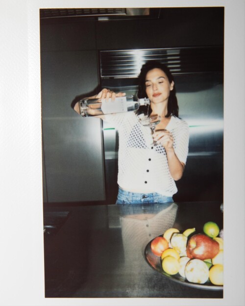 gal gadot2025 10 16 06 57 3011d89cea 692f 44d7 97dc 604857f930839071fe4a343d451a