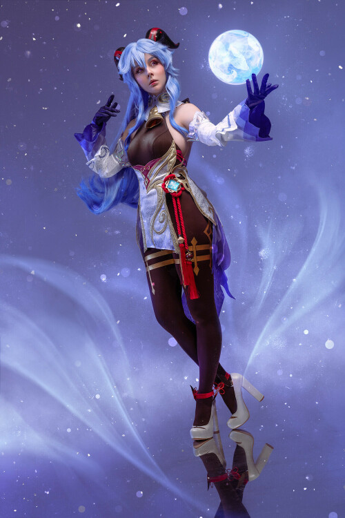 ganyu cosplay by disharmonica df3yj2y
