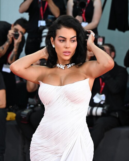 georginagio 17254536841174f958916ede5d5ba