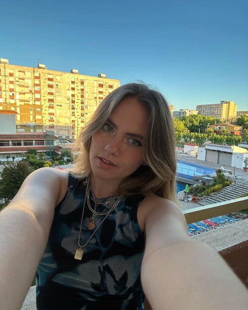 get 108439ce1c85df8974