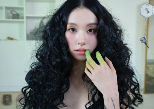 get 186a78f31e7c8880a