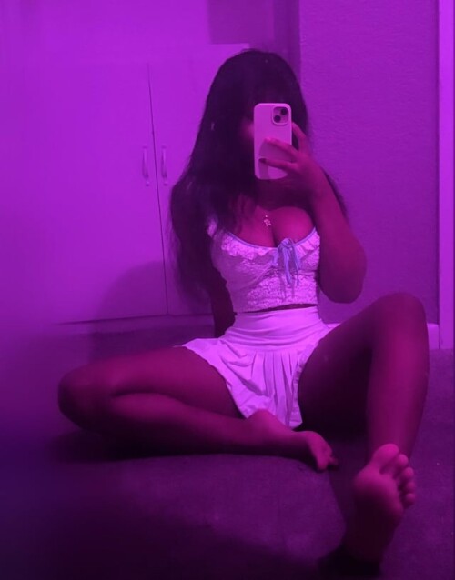get on your knees for cute manipulative brats v0 ku5m4q7zn0ne1527f0956aaef36e9