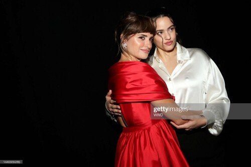 Pen?lope Cruz and Rosalia attend the Museum of Modern Art Film Benefit presented by Chanel, a Tribute to Pen?lope Cruz, in New York on December 14, 2021. (Photo by Lexie Moreland/WWD/Penske Media via Getty Images)