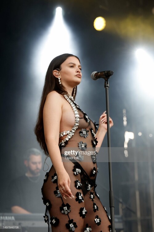 NEW YORK, NEW YORK - JUNE 11: Sabrina Claudio performs during the 2023 Governors Ball Music Festival at Flushing Meadows Corona Park on June 11, 2023 in New York City. (Photo by Taylor Hill/WireImage)