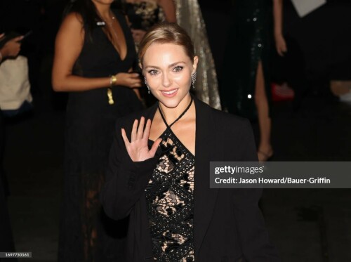 NEW YORK, NY - SEPTEMBER 28: AnnaSophia Robb is seen arriving to the Clooney Foundation For Justice's "The Albies" held at The New York Public Library on September 28, 2023 in New York City.  (Photo by Jason Howard/Bauer-Griffin/GC Images)